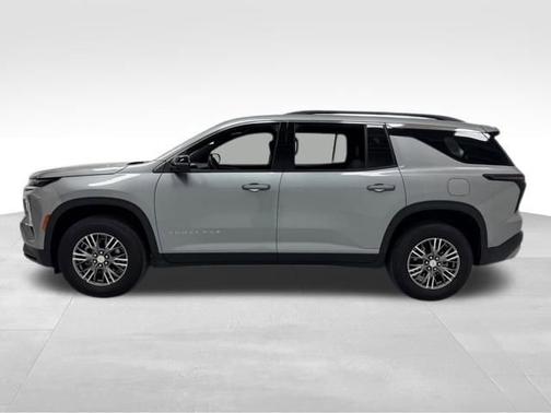 2025 Chevrolet Traverse AWD LT