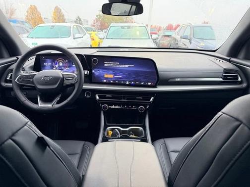 2024 Chevrolet Traverse AWD LT