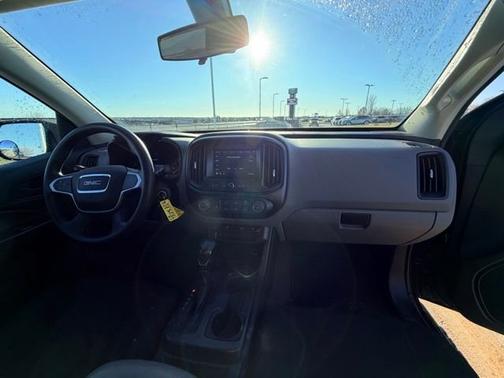 2022 GMC Canyon 4WD Elevation Standard