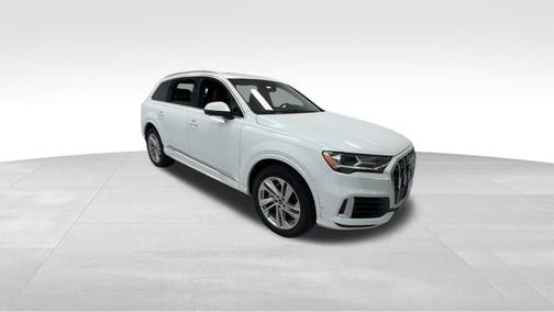 2021 Audi Q7 Premium Plus