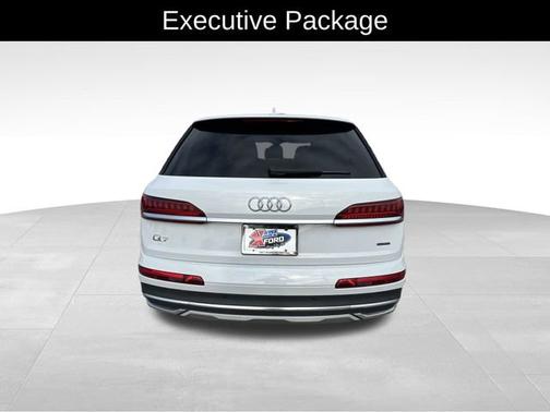 2021 Audi Q7 Premium Plus