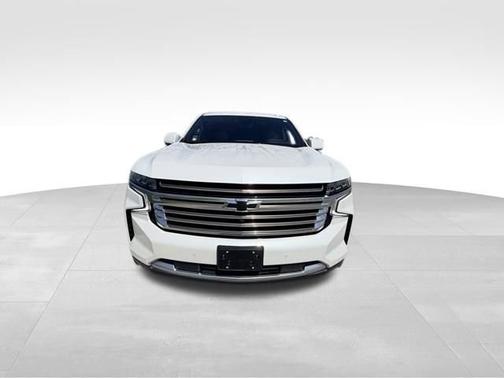 Iridescent Pearl Tricoat 2024 Chevrolet Tahoe High Country