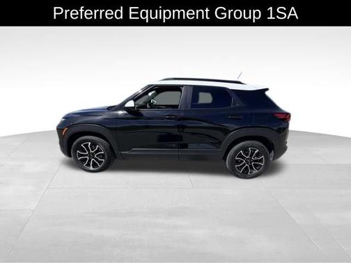 Mosaic Black Metallic 2024 Chevrolet Trailblazer ACTIV