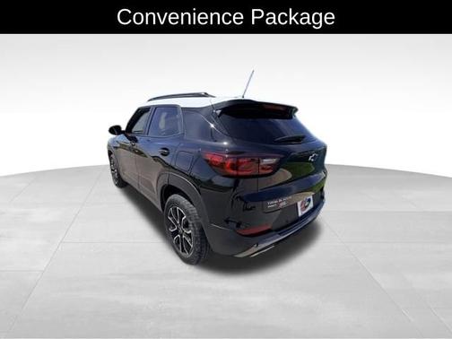 Mosaic Black Metallic 2024 Chevrolet Trailblazer ACTIV