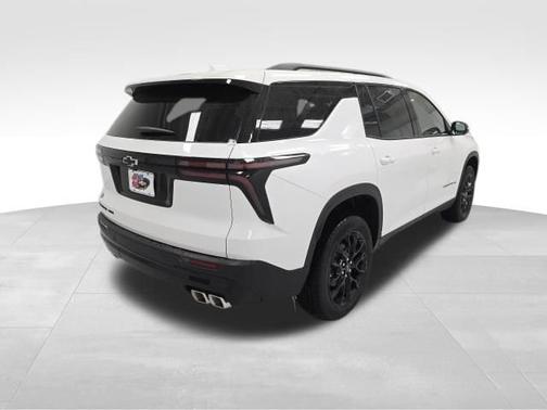Summit White 2026 Chevrolet Traverse AWD LT