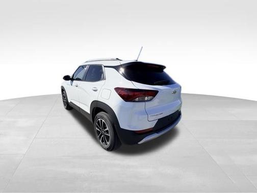 Summit White 2024 Chevrolet Trailblazer LT