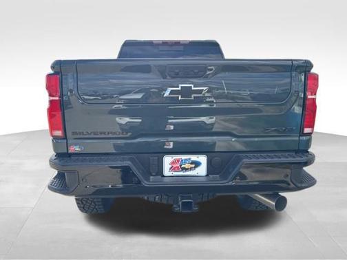 2026 Chevrolet Silverado 2500 ZR2