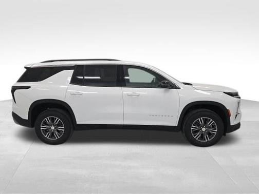 2026 Chevrolet Traverse AWD LT