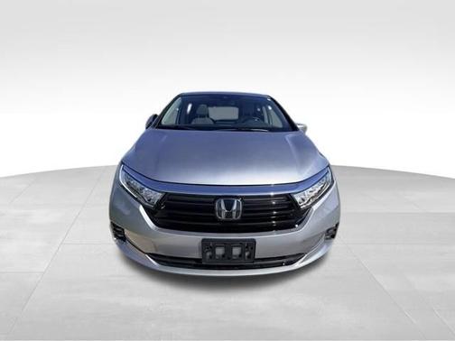 Silver 2022 Honda Odyssey EX-L