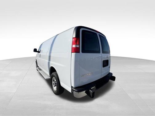 2023 GMC Savana 2500 Work Van