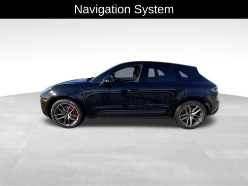 2022 Porsche Macan S