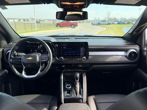 Sterling Metallic 2025 GMC Yukon Denali