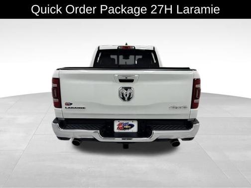 Bright White Clearcoat 2020 RAM 1500 Laramie