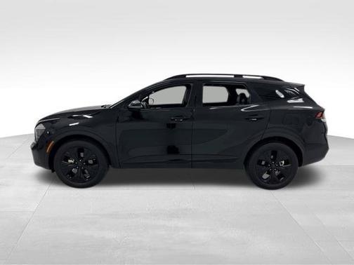 Ebony Black 2025 Kia Sportage X-Line