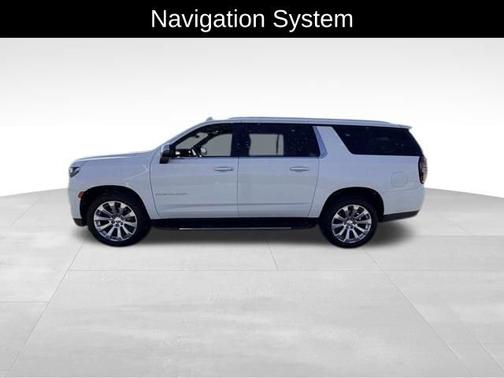 Summit White 2021 Chevrolet Suburban Premier