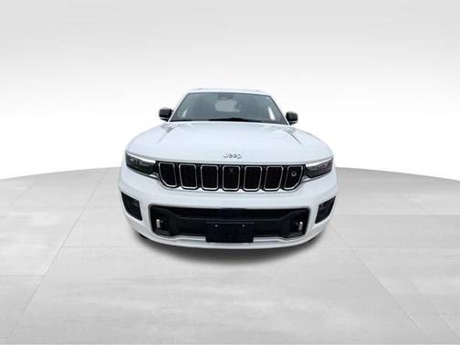 Bright White Clearcoat 2022 Jeep Grand Cherokee L Overland