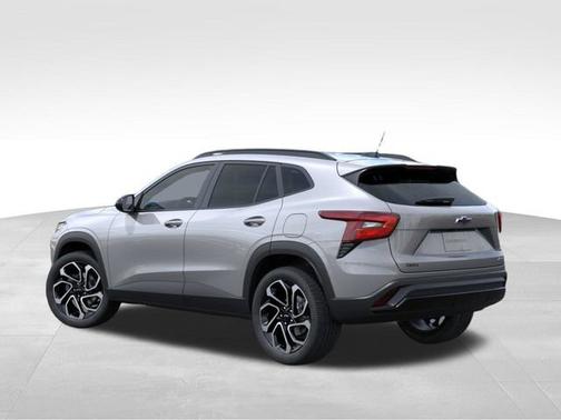 Sterling Gray Metallic 2026 Chevrolet Trax 2RS