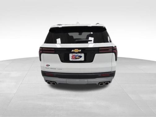 2026 Chevrolet Traverse AWD LT