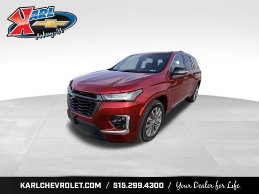 Radiant Red Tintcoat 2023 Chevrolet Traverse Premier