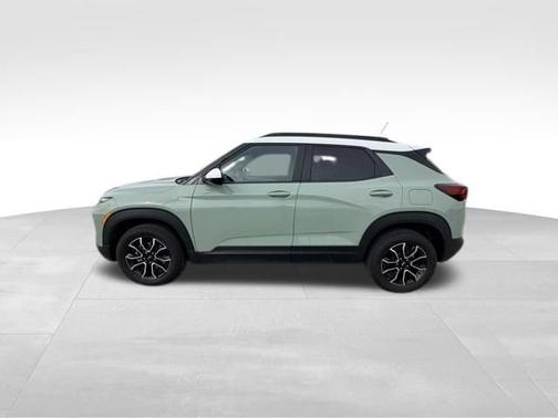 Cacti Green 2025 Chevrolet Trailblazer ACTIV