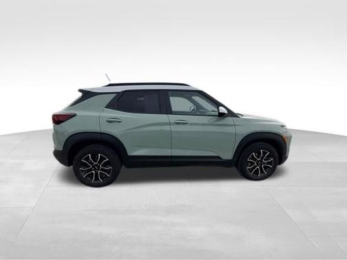 Cacti Green 2025 Chevrolet Trailblazer ACTIV
