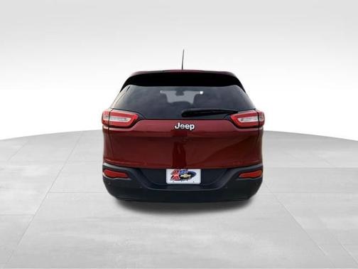 Deep Cherry Red Crystal Pearlcoat 2017 Jeep Cherokee Latitude