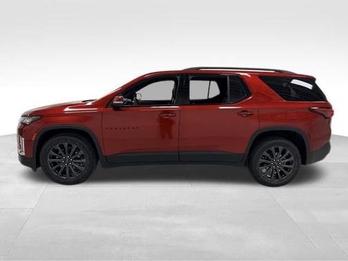 Radiant Red Tintcoat 2023 Chevrolet Traverse RS