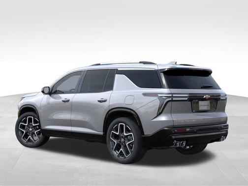 Sterling Gray Metallic 2026 Chevrolet Traverse AWD High Country