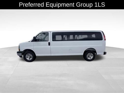 Summit White 2025 Chevrolet Express 3500 LS