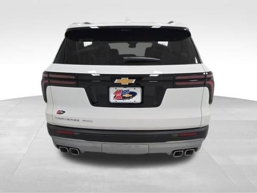 2026 Chevrolet Traverse AWD LT