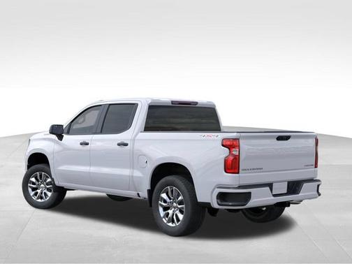 Summit White 2026 Chevrolet Silverado 1500 Custom