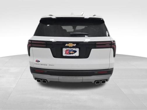 2026 Chevrolet Traverse AWD LT