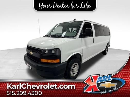 2022 Chevrolet Express 3500 LS