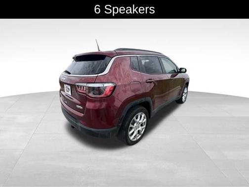 2022 Jeep Compass Latitude Lux