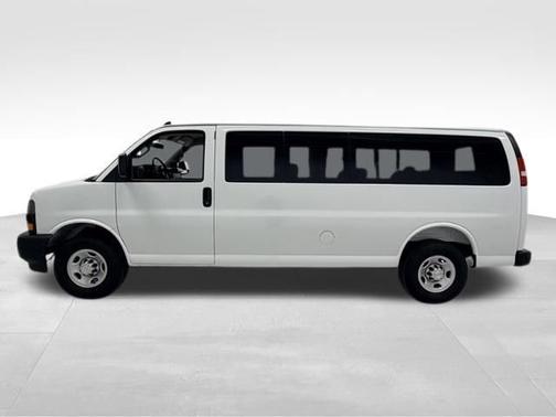 Summit White 2025 Chevrolet Express 3500 LS