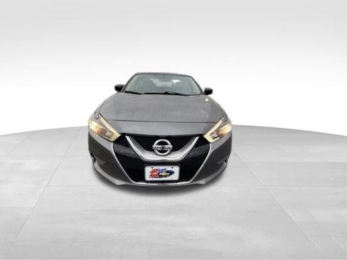 Gun Metallic 2017 Nissan Maxima SL