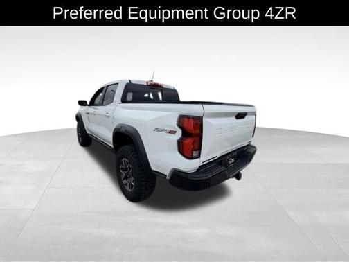Summit White 2023 Chevrolet Colorado 4WD ZR2