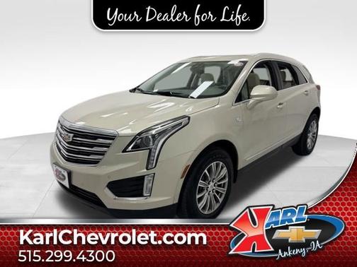 Silver Coast Metallic 2017 Cadillac XT5 Luxury AWD