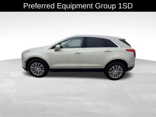 Silver Coast Metallic 2017 Cadillac XT5 Luxury AWD