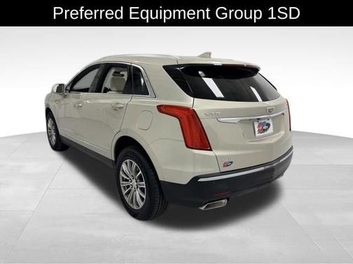 Silver Coast Metallic 2017 Cadillac XT5 Luxury AWD