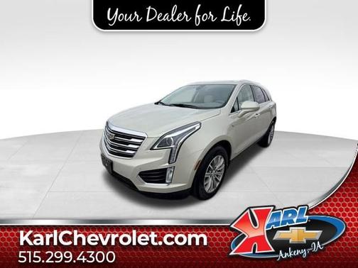 Silver Coast Metallic 2017 Cadillac XT5 Luxury AWD