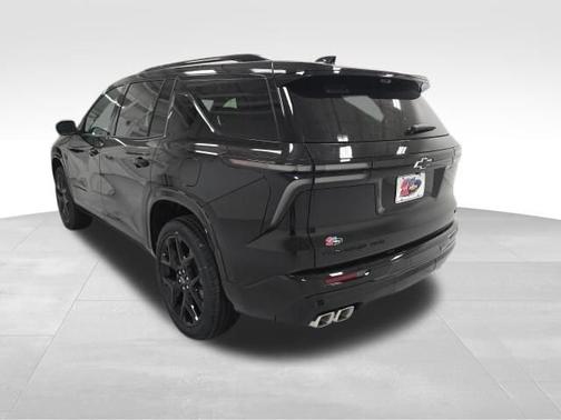 Mosaic Black Metallic 2026 Chevrolet Traverse AWD RS