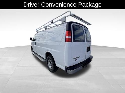 2023 Chevrolet Express 2500 1WT