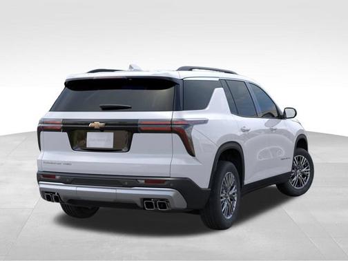Summit White 2026 Chevrolet Traverse AWD LT