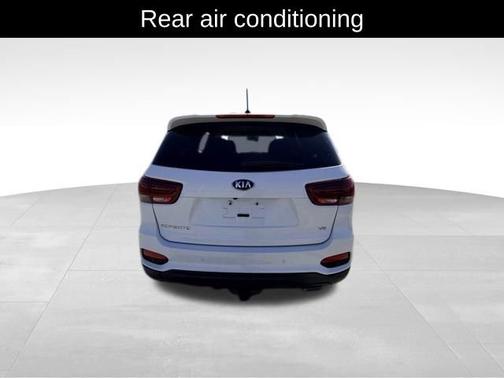 2019 Kia Sorento S V6