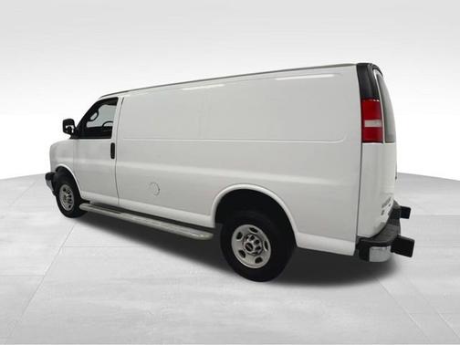 2023 GMC Savana 2500 Work Van