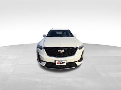 Crystal White Tricoat 2020 Cadillac XT6 AWD Sport