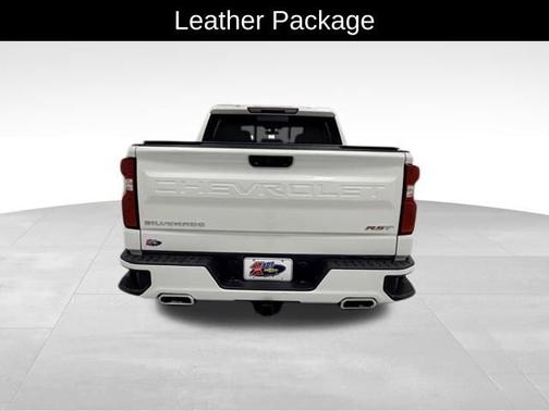 Iridescent Pearl Tricoat 2020 Chevrolet Silverado 1500 RST