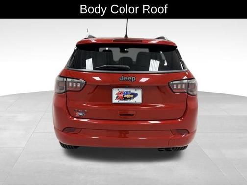 Redline Pearlcoat 2022 Jeep Compass (RED) Edition