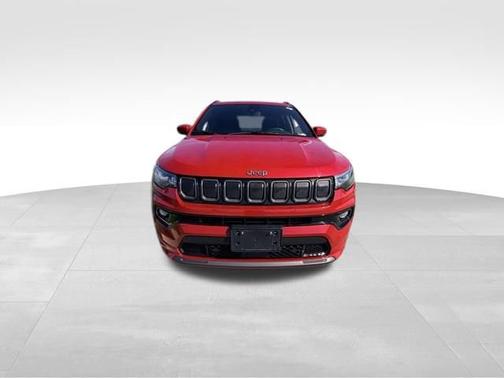 REDLINE PEARLCOAT 2022 Jeep Compass (RED) Edition
